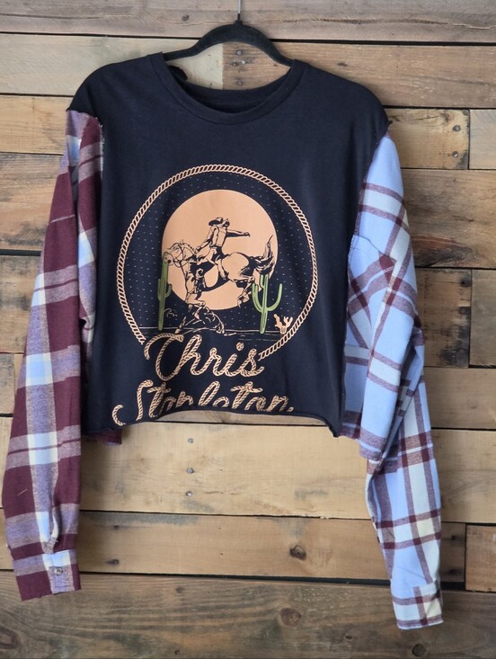 Trapos by Sonia Ruiz (upcycled) Tops - Upcycled Cropped Black Graphic Tee with Plaid Sleeve Contrast - Western Print